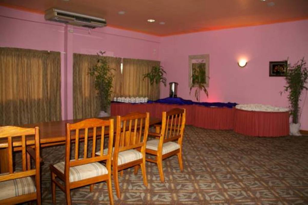 Hideaway Hotel Port Moresby Exterior photo
